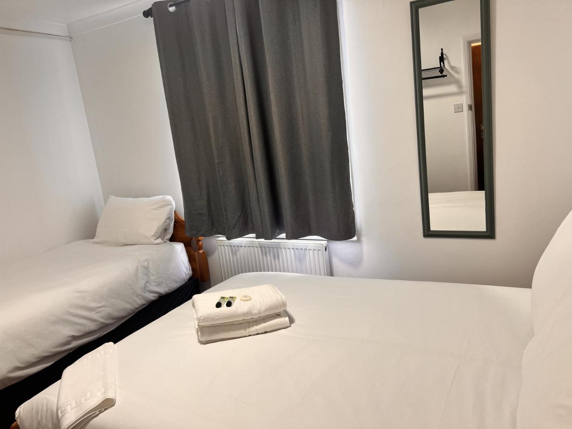 Romany House Hotel Лондон Екстериор снимка